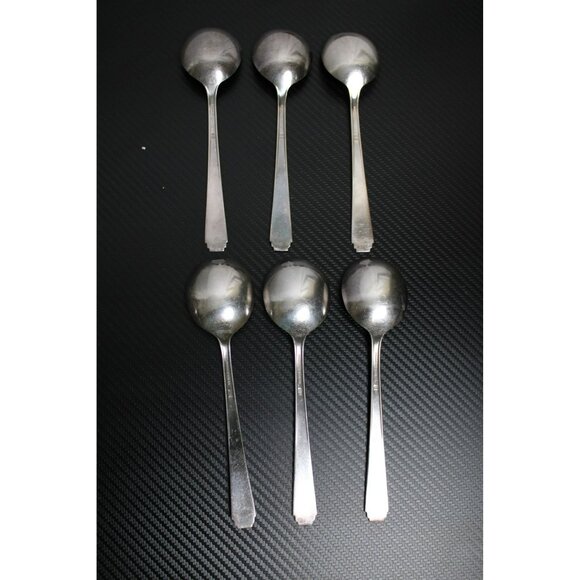 41 Pc. Flatware Set, Friendship by International Silver - WM Rogers & Son Stainl - Picture 3 of 12
